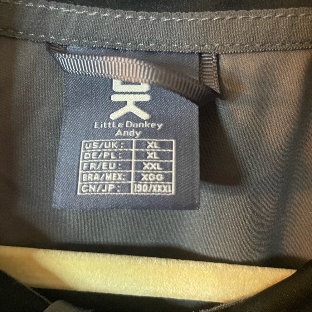 Little Donkey Andy Vest XL - Picture 5 of 5